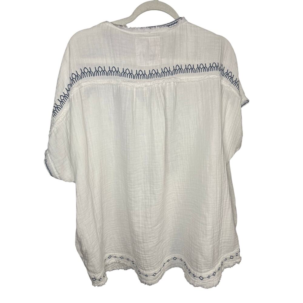 Johnny Was White and Blue Embroidered Blouse - Picture 2 of 6